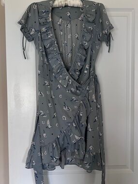 Women’s Floral Ruffle Wrap Dress in Dusty Blue